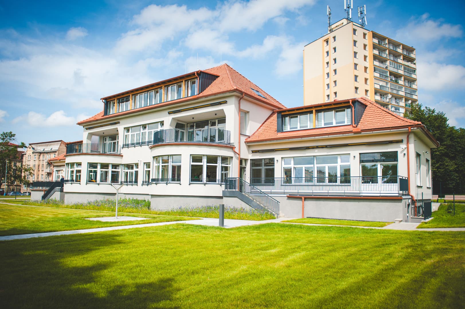 faeb010c-0b90-4989-b536-34f9557d