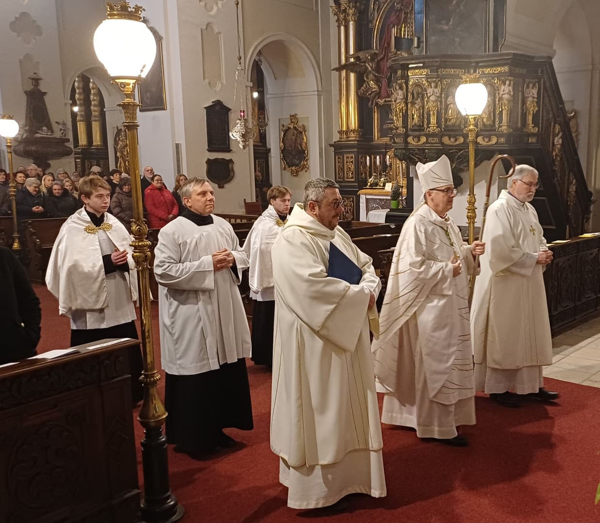 dab258e5-1567-4841-a376-645d2b22