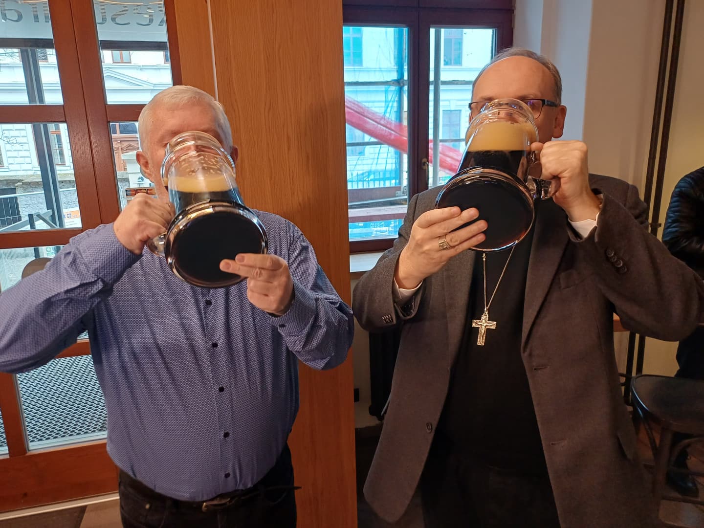 e2ba1c78-9d0e-46c2-9017-b2591718