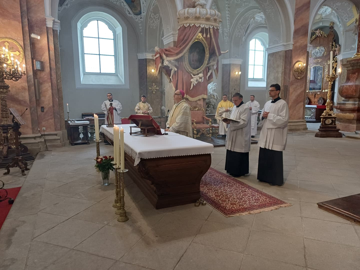 ae4582db-6dff-43d4-9f1f-08efe437