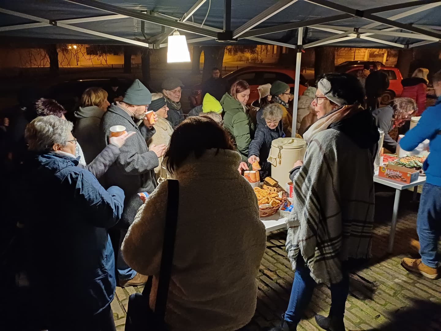 9fef2bd8-d78d-4f8d-aa18-f9f76032