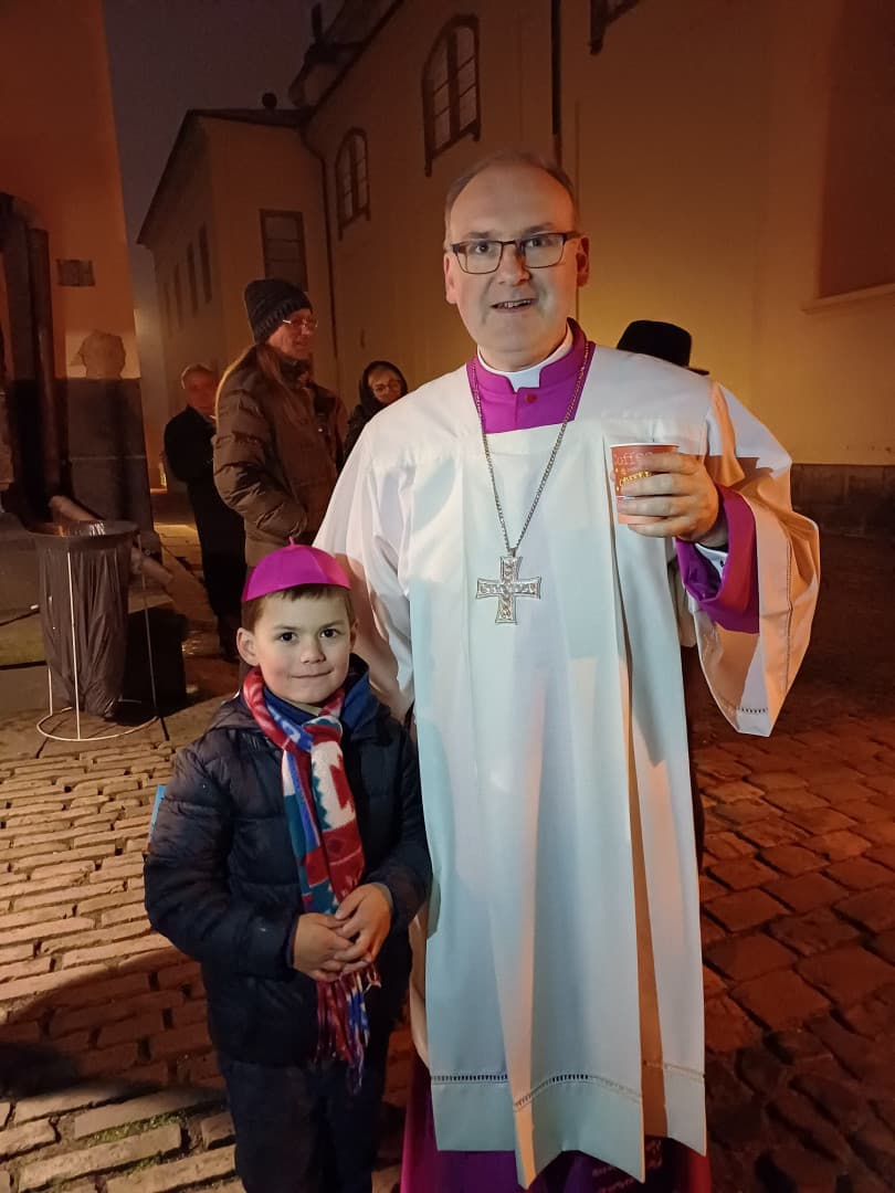 fdbc6405-1338-4640-a715-365ec39c