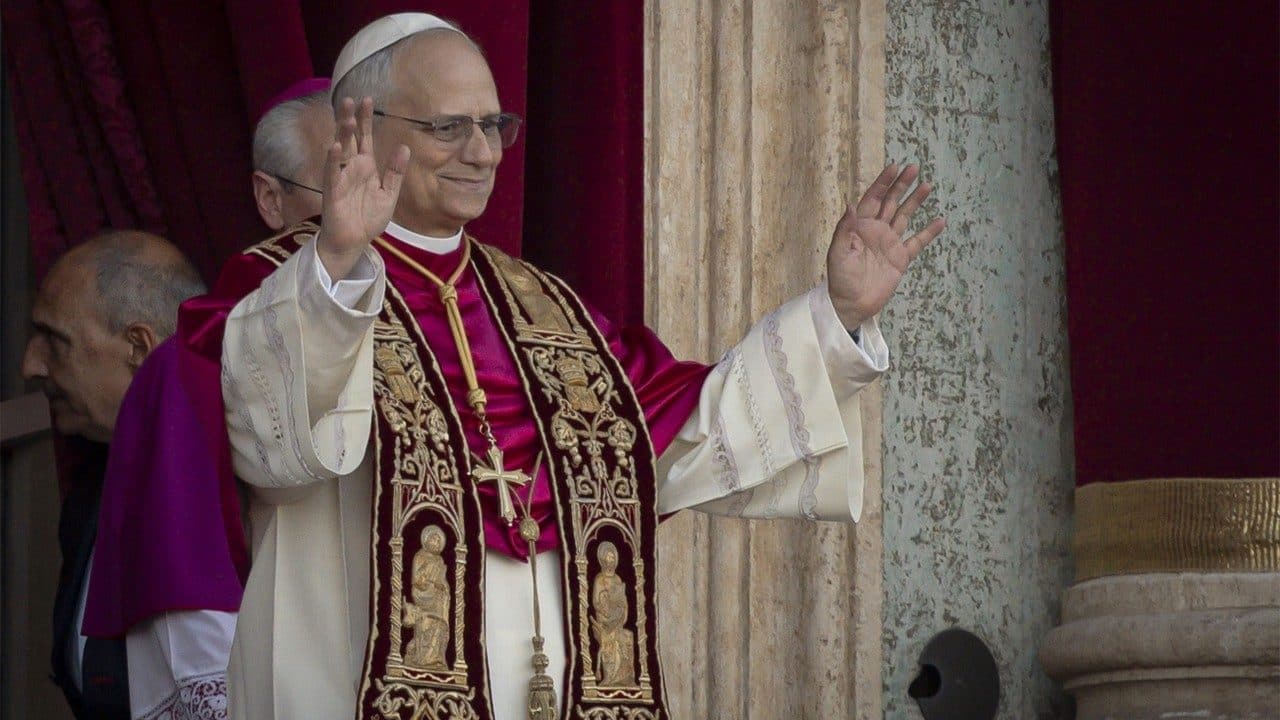 První rok papeže Lva XIV.: Pontifikát ve znamení výzev k míru a odzbrojení