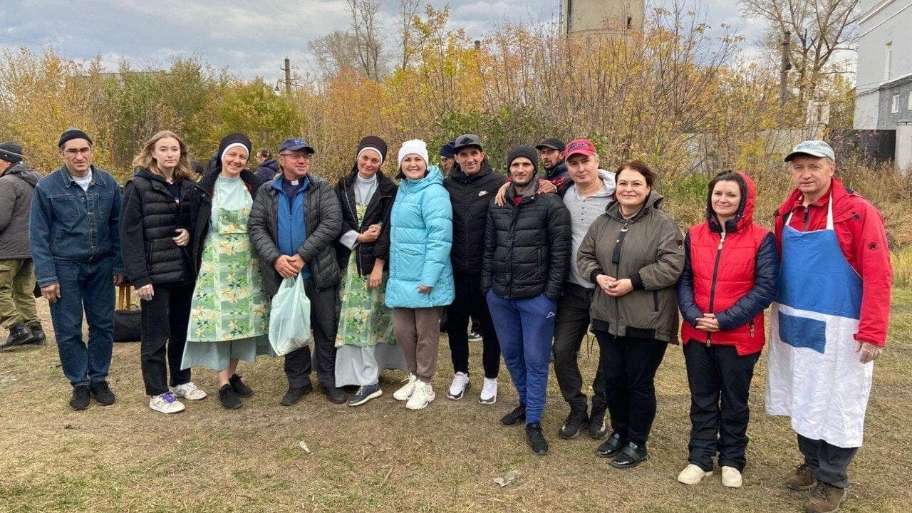 Křesťané různých vyznání společně slouží sibiřským bezdomovcům