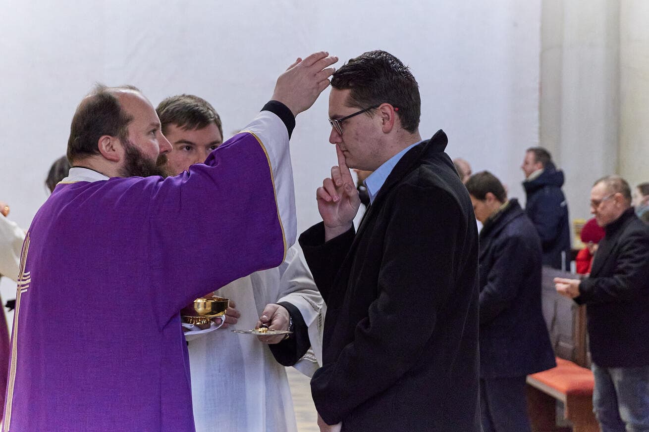 Setkání s katechumeny je důkazem působení Boží milosti