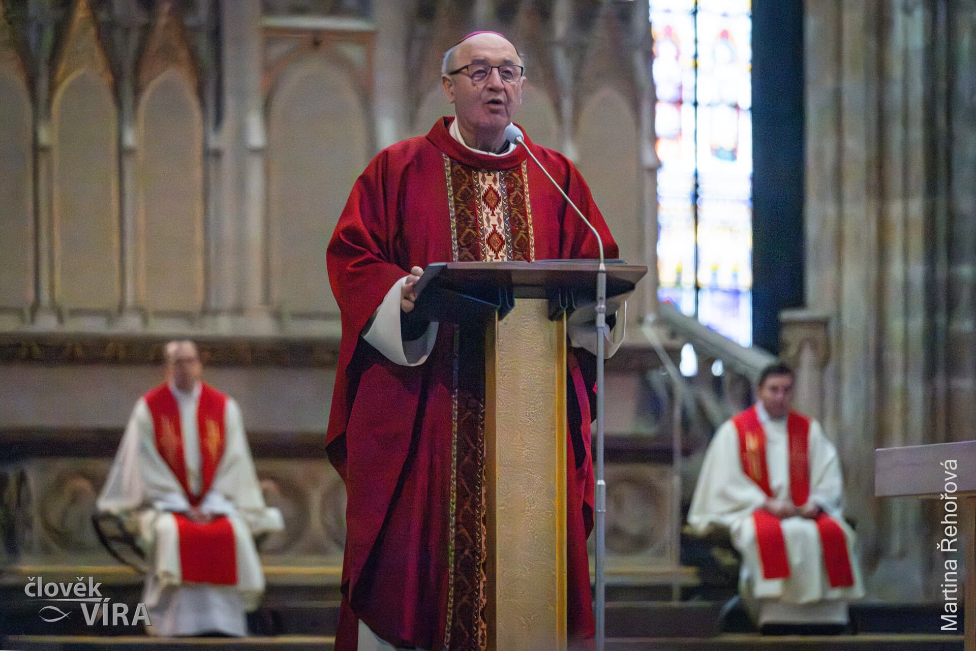 Homilie pražského arcibiskupa Jana Graubnera: Velký pátek