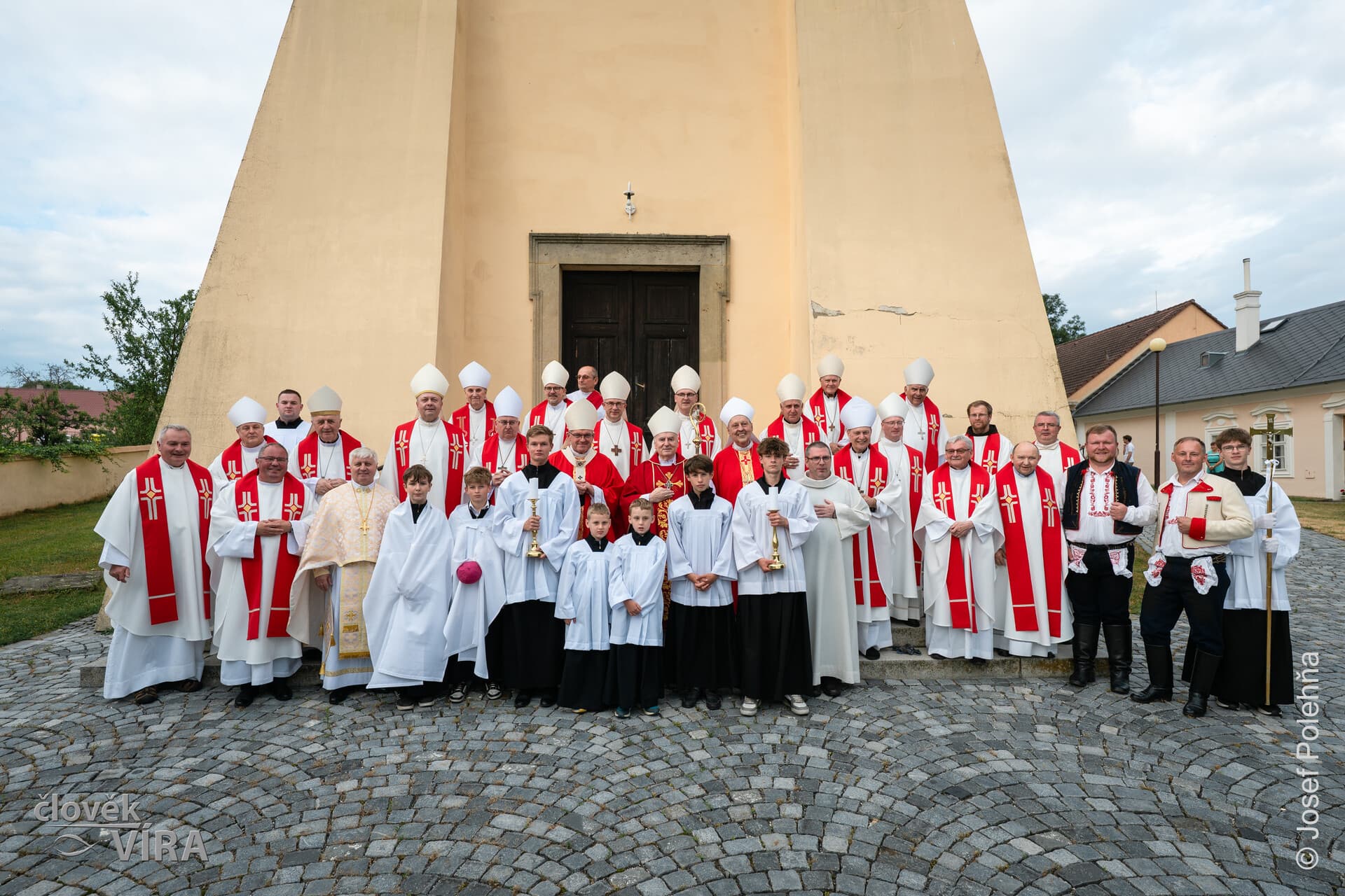 FOTOGALERIE: Biskupové slavili mši svatou v Boršicích