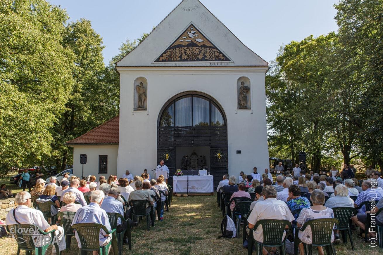 FOTOGALERIE: Pouť u Uherského Hradiště připomněla kandidáta blahořečení P. Antonína Šuránka
