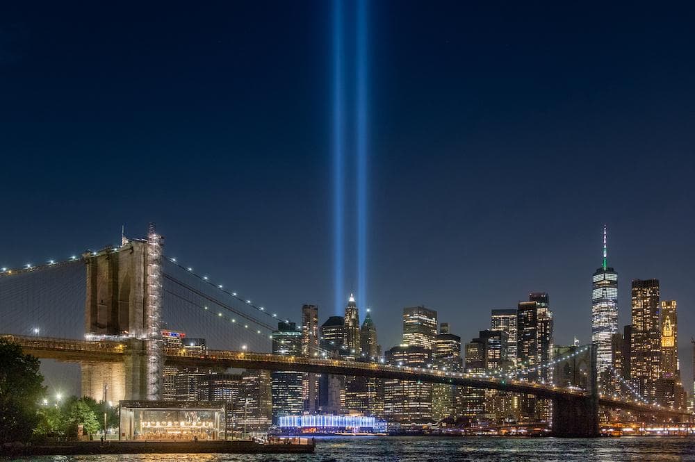 25 let od teroristických útoků z 11. září: Nikdy nejsme sami, připomíná newyorský arcibiskup