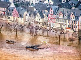 Čeští a moravští biskupové se modlí za oběti ničivých povodní v Německu