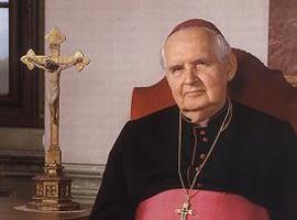 Mons. Josef Koukl by oslavil 90 let