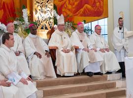 Zástupci litoměřické diecéze se zúčastnili uvedení ostravsko-opavského biskupa do úřadu