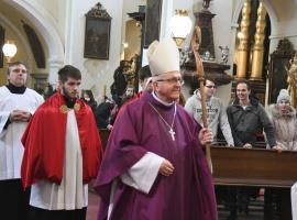 53. diecézní setkání mládeže: mše svatá s biskupem Janem Baxantem