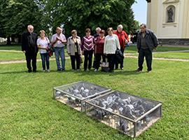 Na 45. výročí úmrtí Štěpána kardinála Trochty vzlétlo 45 holubic 