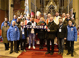 14. evropský šampionát kněží sportovců v halovém fotbale byl zahájen mší svatou v pražském kostele sv. Ludmily